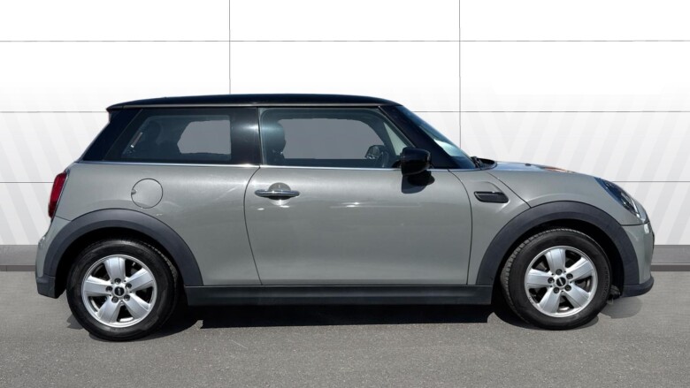 MINI Hatchback 1.5 Cooper Classic 3dr Petrol Hatchback